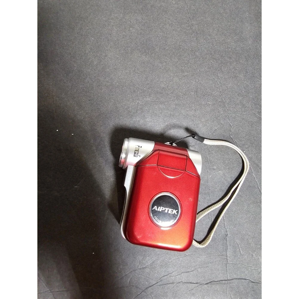 Aiptek Pocket DV T300LE Mini Digital Camera Camcorder AA Battery Type Easy Use